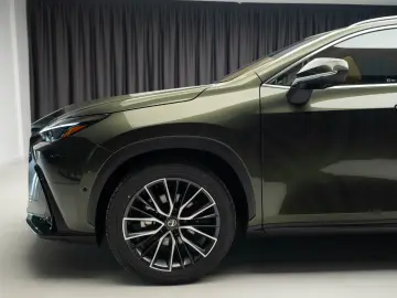 Lexus NX350h Luxury E-FOUR - MY2026