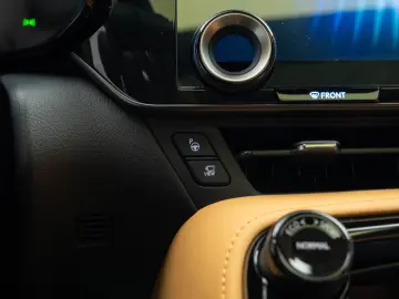 Lexus NX350h Luxury E-FOUR - MY2026