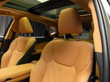 Lexus NX350h Luxury E-FOUR - MY2026