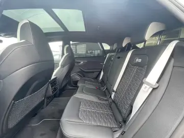 Audi RSQ8 exclusive B&Oadvanced