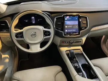 Volvo XC90 7 Seats T8 Ultimate Bright