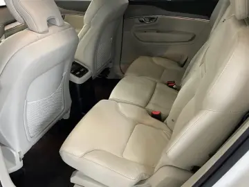 Volvo XC90 7 Seats T8 Ultimate Bright