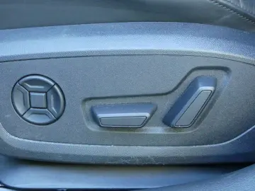 AUDI A6 55 TFSI quattro Virtual ACC Kamera Keyless 20