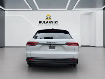 MASERATI Grecale 3.0 V6 Trofeo Auto 4WD EINZEL-STÜCK