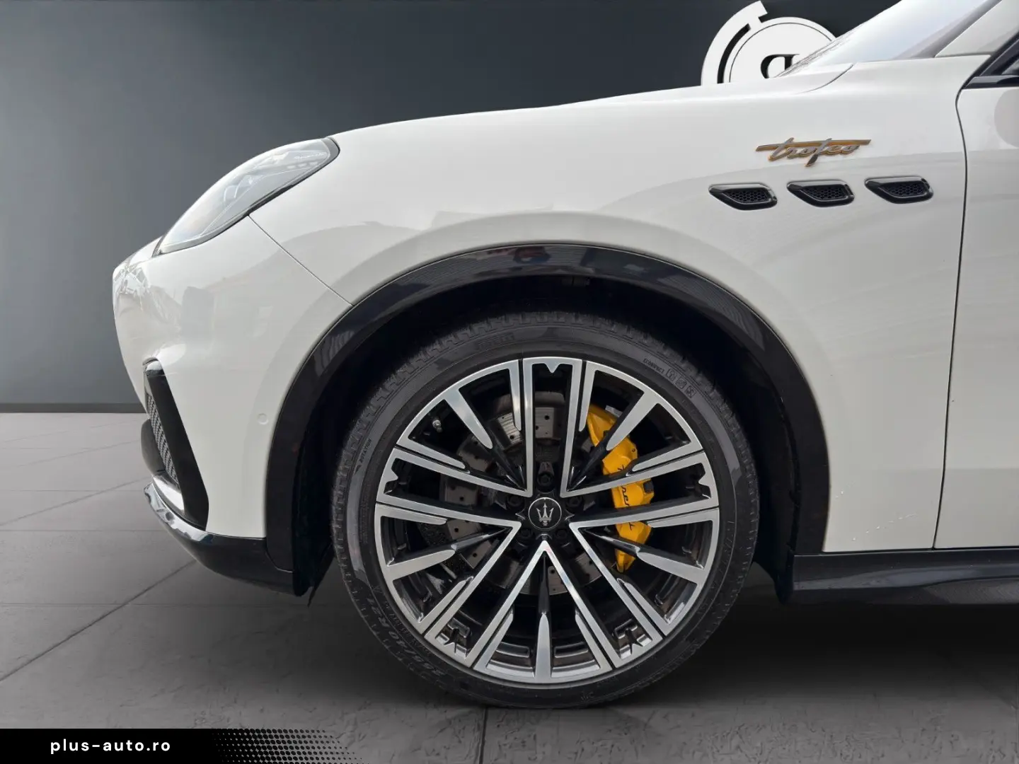 MASERATI Grecale 3.0 V6 Trofeo Auto 4WD EINZEL-STÜCK