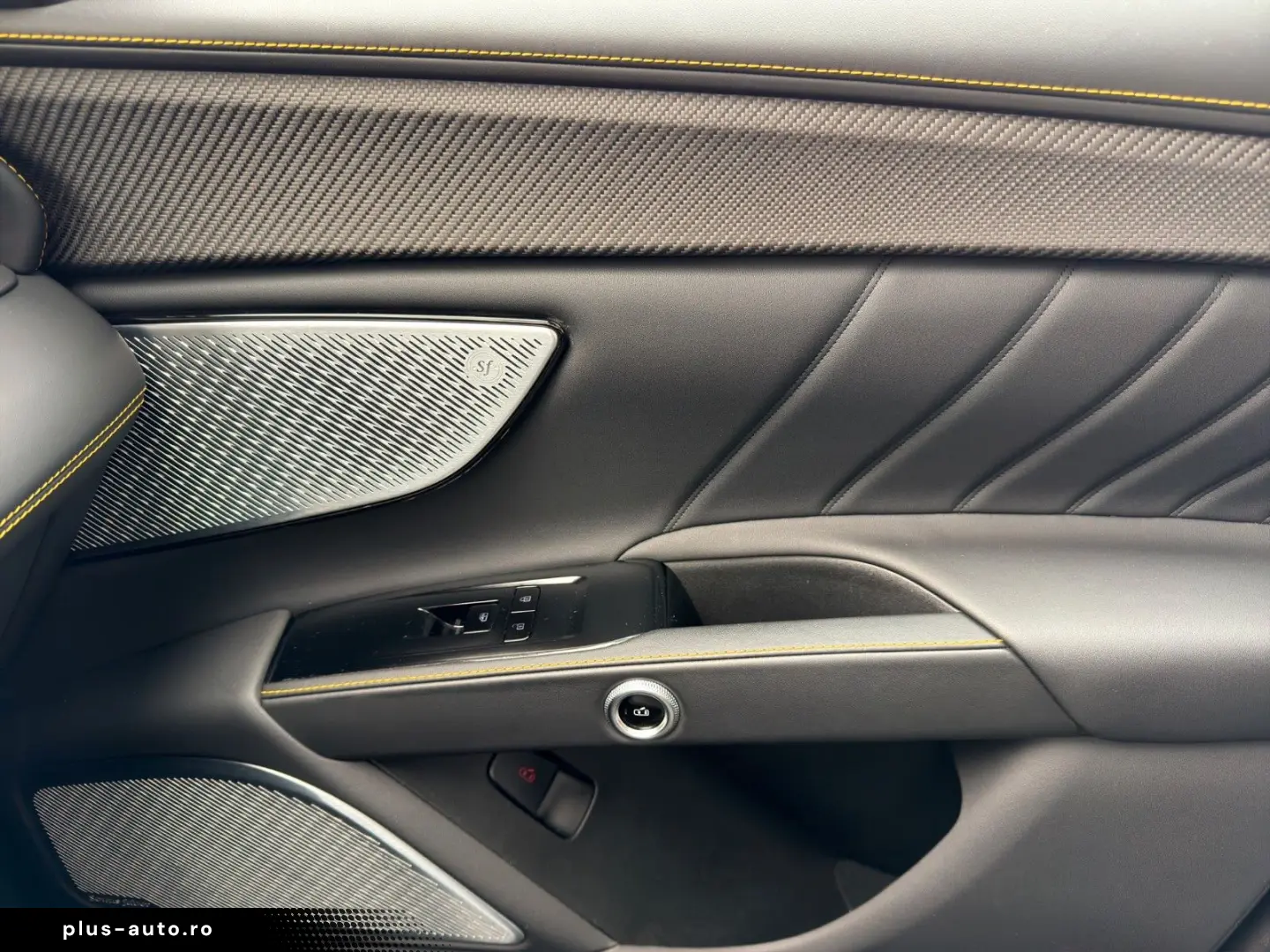 MASERATI Grecale 3.0 V6 Trofeo Auto 4WD EINZEL-STÜCK