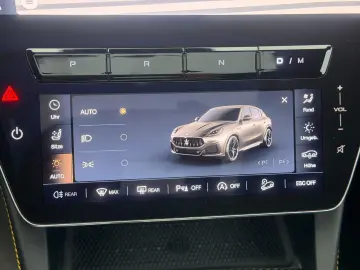 MASERATI Grecale 3.0 V6 Trofeo Auto 4WD EINZEL-STÜCK