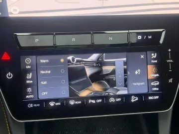 MASERATI Grecale 3.0 V6 Trofeo Auto 4WD EINZEL-STÜCK