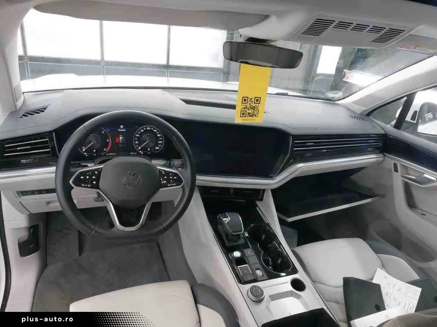 VW Touareg Elegance 3.0 TDI Leder AHK Pano LED