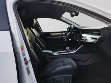 AUDI A6 Limousine 45 TFSI Q S LINE LM20 HD-MATRIX HuD