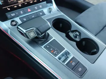 AUDI A6 Limousine 45 TFSI Q S LINE LM20 HD-MATRIX HuD