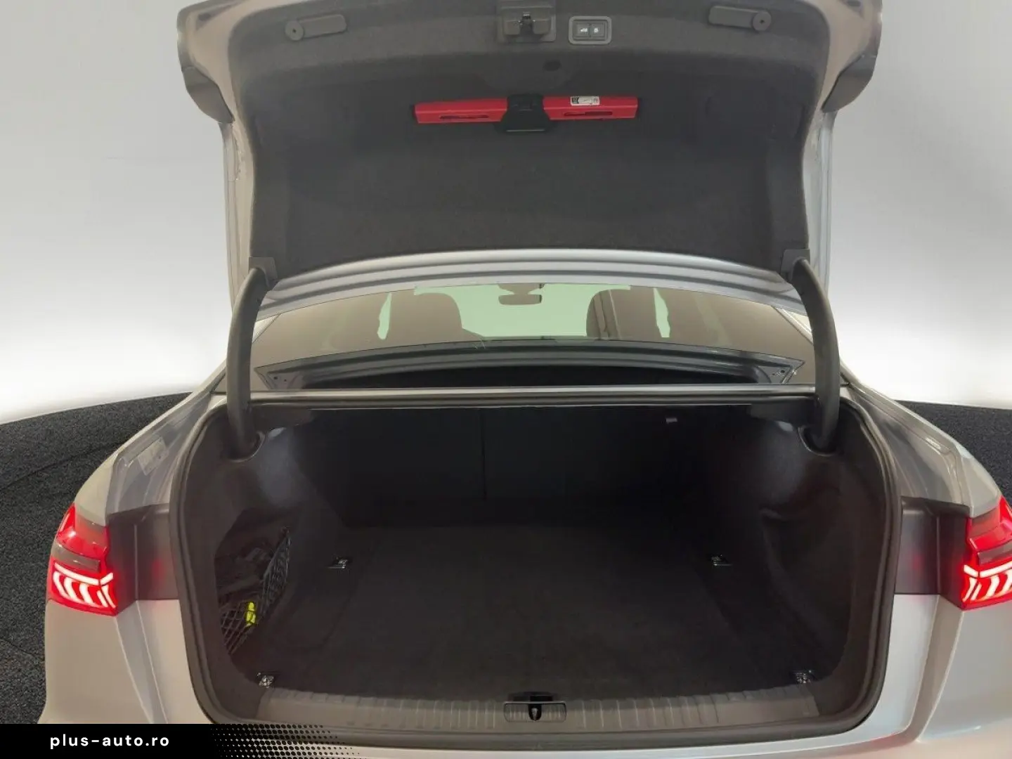 AUDI A6 Limousine advanced 45 TFSI qu. S tr. HUD 360