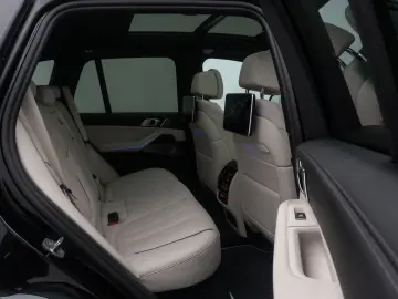 BMW X5 xD40i M Sport FondEnt Massage Individual Voll