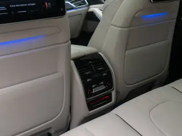 BMW X5 xD40i M Sport FondEnt Massage Individual Voll