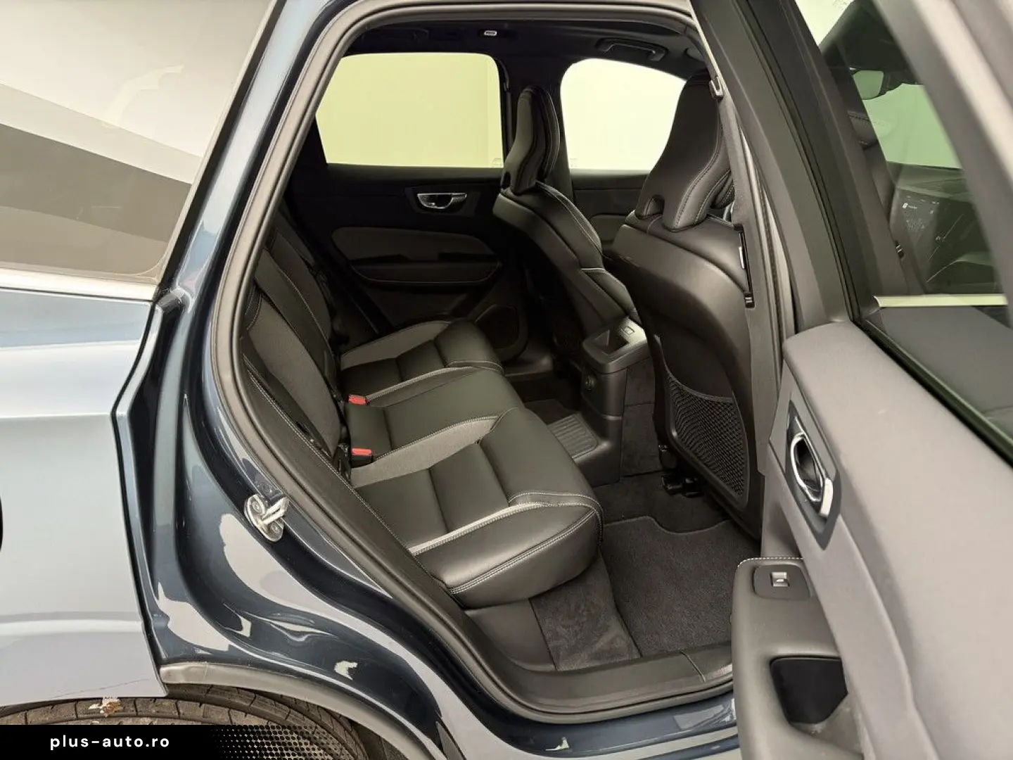 VOLVO XC60 T8 Plus Bright Plug-In Hybrid AWD