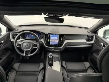 VOLVO XC60 T8 Plus Bright Plug-In Hybrid AWD