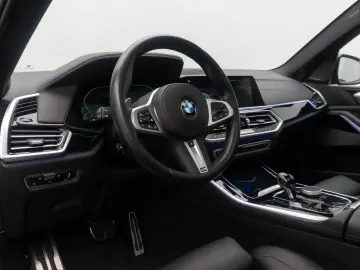 BMW X5 xD40d M Sport Panorama DAB Laser 360 HUD 21Zl
