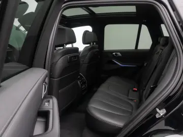 BMW X5 xD40d M Sport Panorama DAB Laser 360 HUD 21Zl