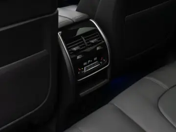 BMW X5 xD40d M Sport Panorama DAB Laser 360 HUD 21Zl