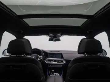 BMW X5 xD40d M Sport Panorama DAB Laser 360 HUD 21Zl