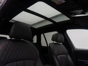 BMW X5 xD40d M Sport Panorama DAB Laser 360 HUD 21Zl