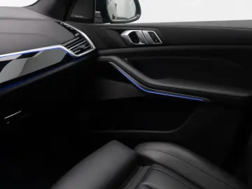 BMW X5 xD40d M Sport Panorama DAB Laser 360 HUD 21Zl