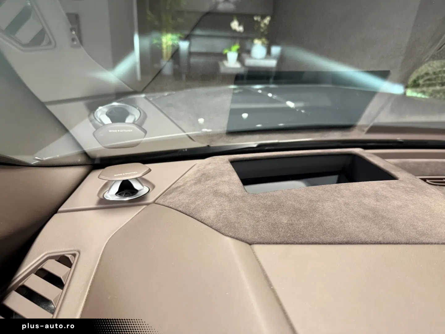 LAMBORGHINI Urus S Grigio Telesto B&O Panorama Night-Vision