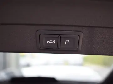 AUDI A5 Limo TFSI qu S-tr.  EditionOne Matrix 360 ACC