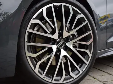 AUDI A5 Limo TFSI qu S-tr.  EditionOne Matrix 360 ACC