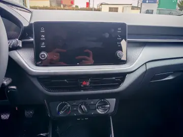 Skoda Fabia Essence 1.0 MPI 80 CP