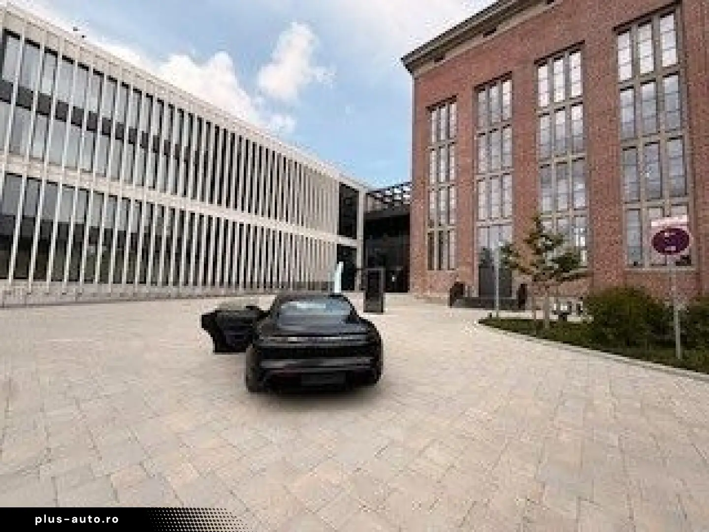 PORSCHE Taycan GTS  1. Hand   Approved bis 06 2027