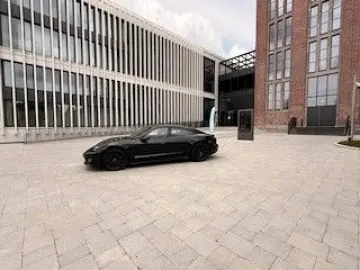 PORSCHE Taycan GTS  1. Hand   Approved bis 06 2027