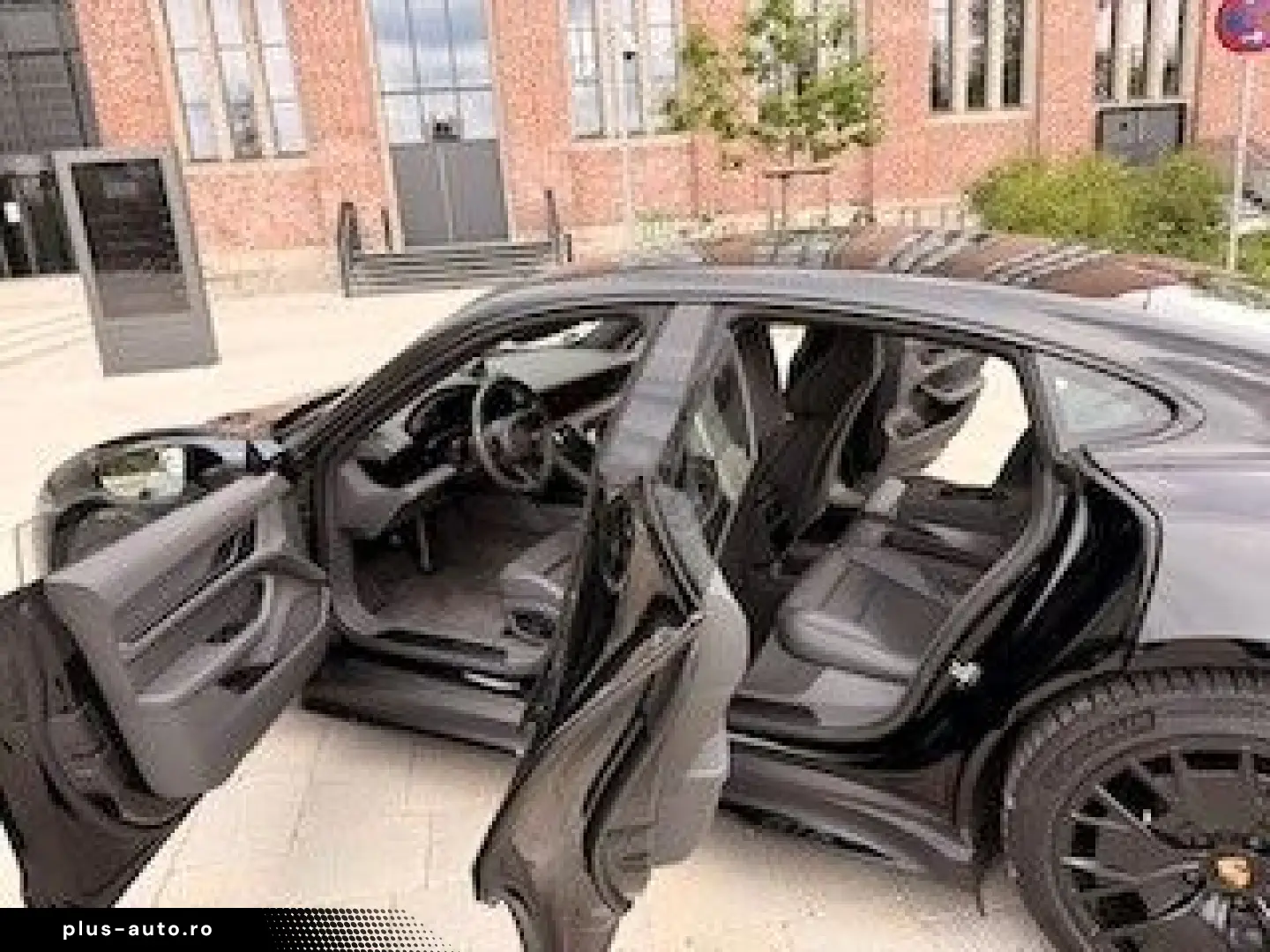 PORSCHE Taycan GTS  1. Hand   Approved bis 06 2027