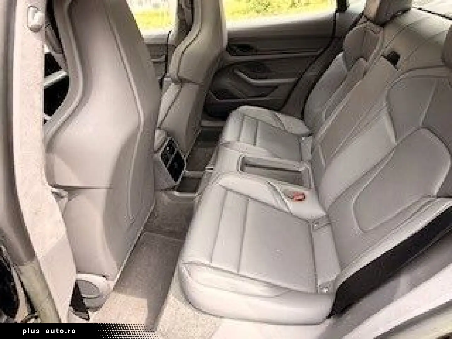 PORSCHE Taycan GTS  1. Hand   Approved bis 06 2027