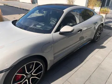 PORSCHE Taycan 4S S   Garantie   unfallfrei   111-Punkte