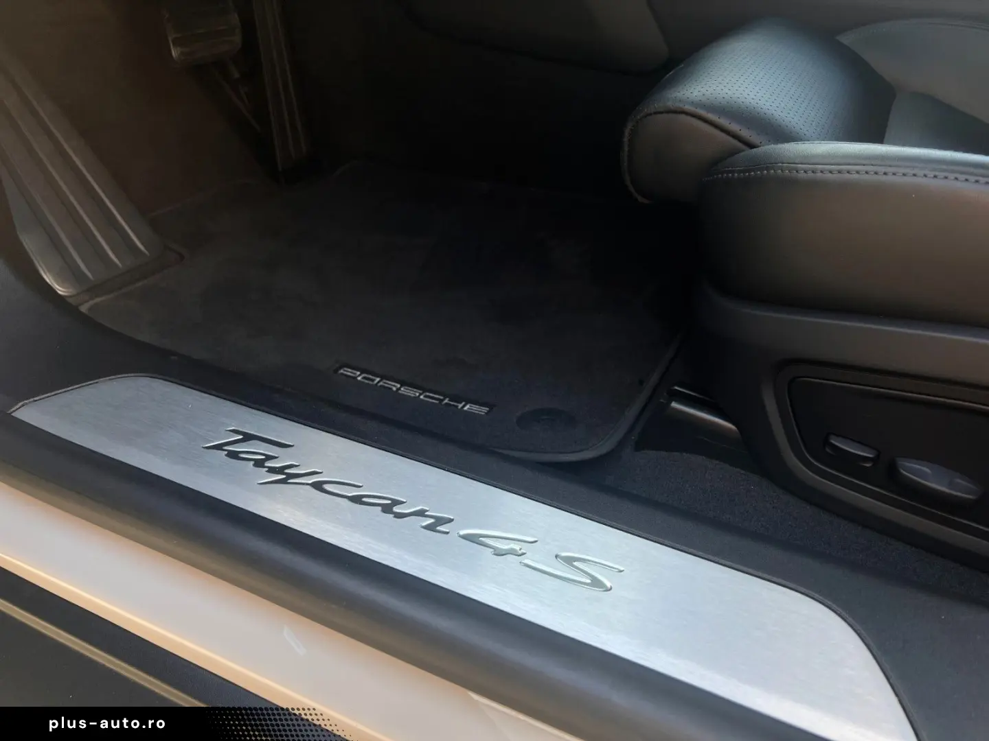 PORSCHE Taycan 4S S   Garantie   unfallfrei   111-Punkte