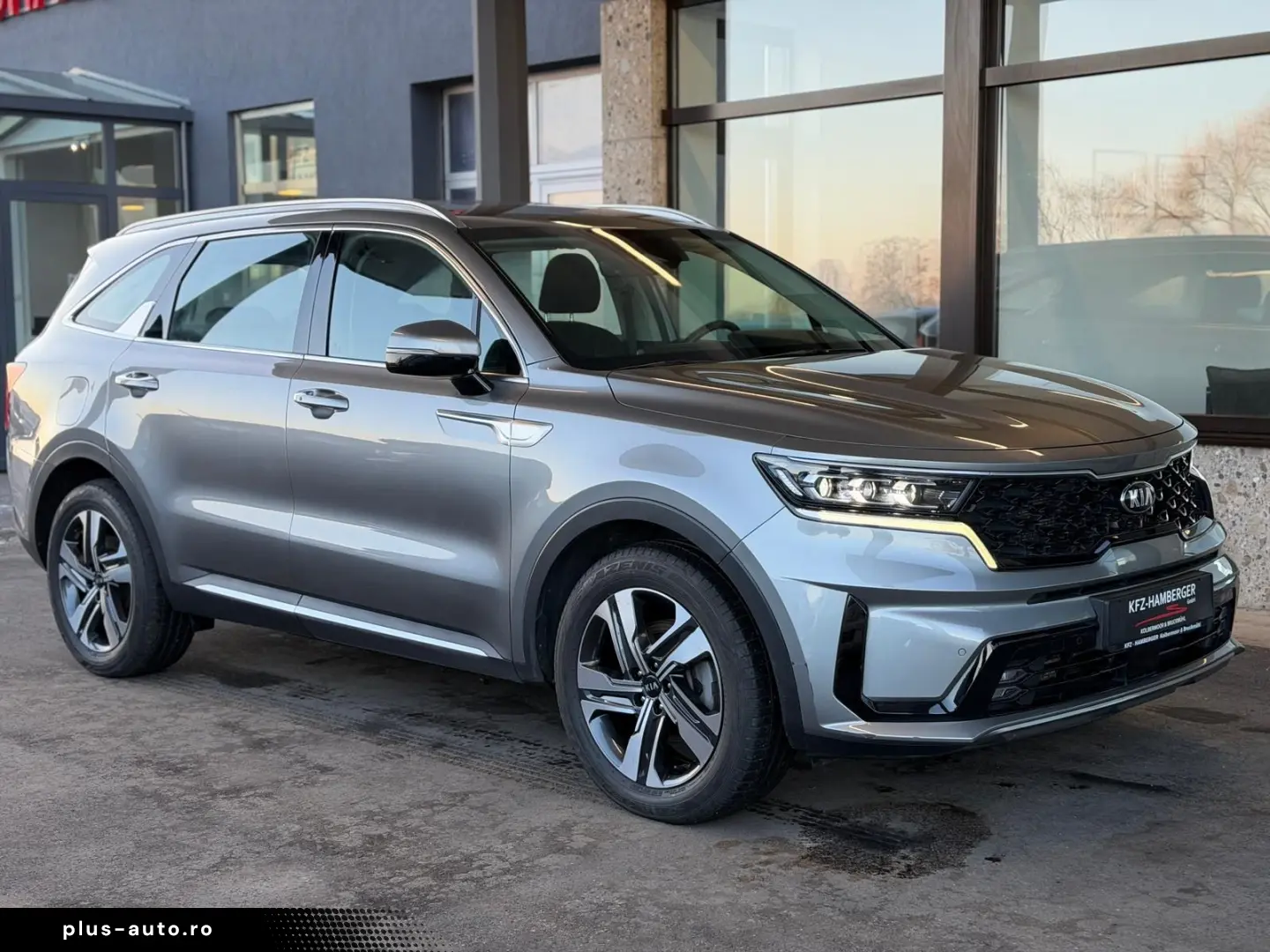 KIA SORENTO VISION 4WD PLUG-IN HYBRID NAVI LED ACC