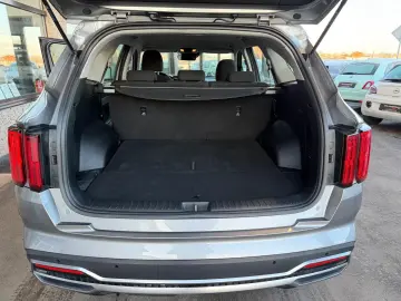 KIA SORENTO VISION 4WD PLUG-IN HYBRID NAVI LED ACC