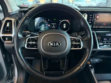 KIA SORENTO VISION 4WD PLUG-IN HYBRID NAVI LED ACC