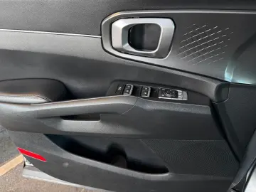 KIA SORENTO VISION 4WD PLUG-IN HYBRID NAVI LED ACC