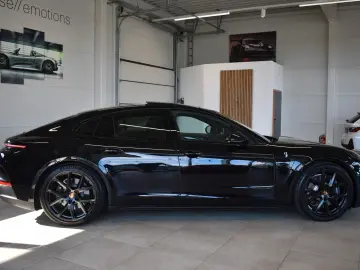 PORSCHE Panamera 4 E-Hybrid   Sport Design    SAGA