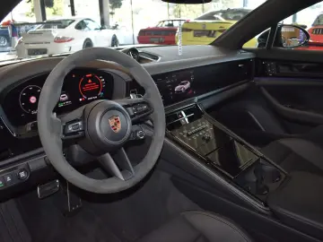 PORSCHE Panamera 4 E-Hybrid   Sport Design    SAGA