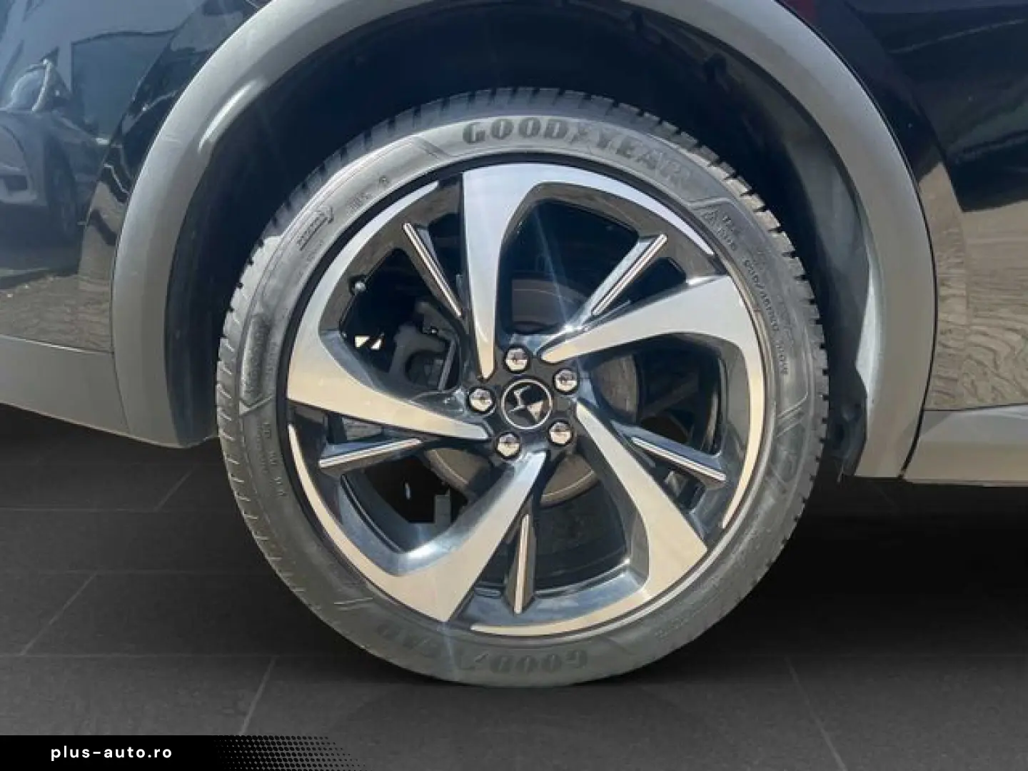 DS DS 7 BlueHDI 130 Aut. OPERA LEDER Panoramadach