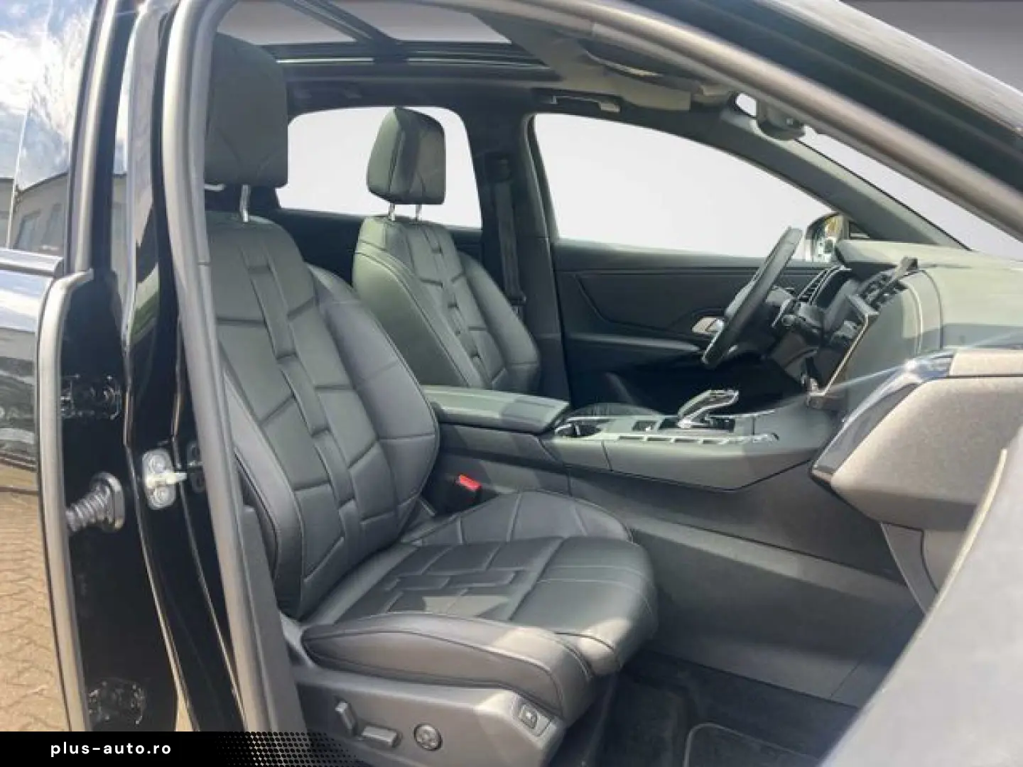 DS DS 7 BlueHDI 130 Aut. OPERA LEDER Panoramadach