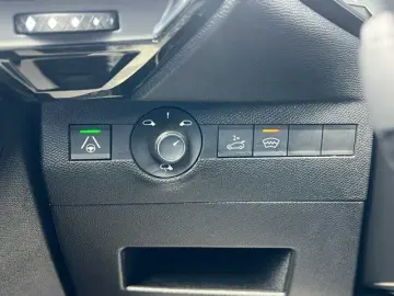 DS DS 7 BlueHDI 130 Aut. OPERA LEDER Panoramadach