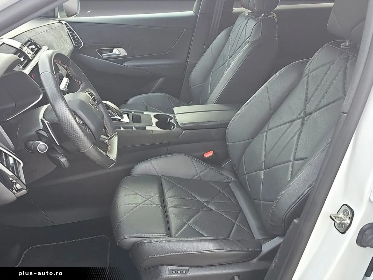 DS DS 7 CB PT 130 Performance Line Leder Navi