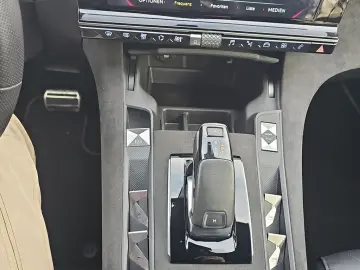 DS DS 7 CB PT 130 Performance Line Leder Navi