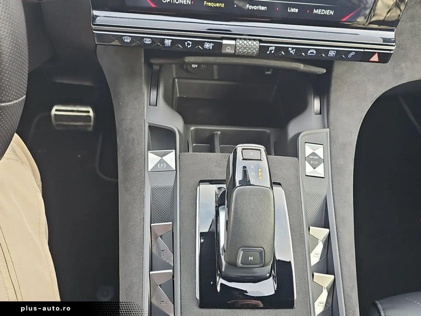 DS DS 7 CB PT 130 Performance Line Leder Navi