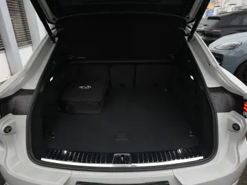 PORSCHE E-Hybrid Coupé SPORTDESIGN-PAKET-INNO-BOSE-22 T