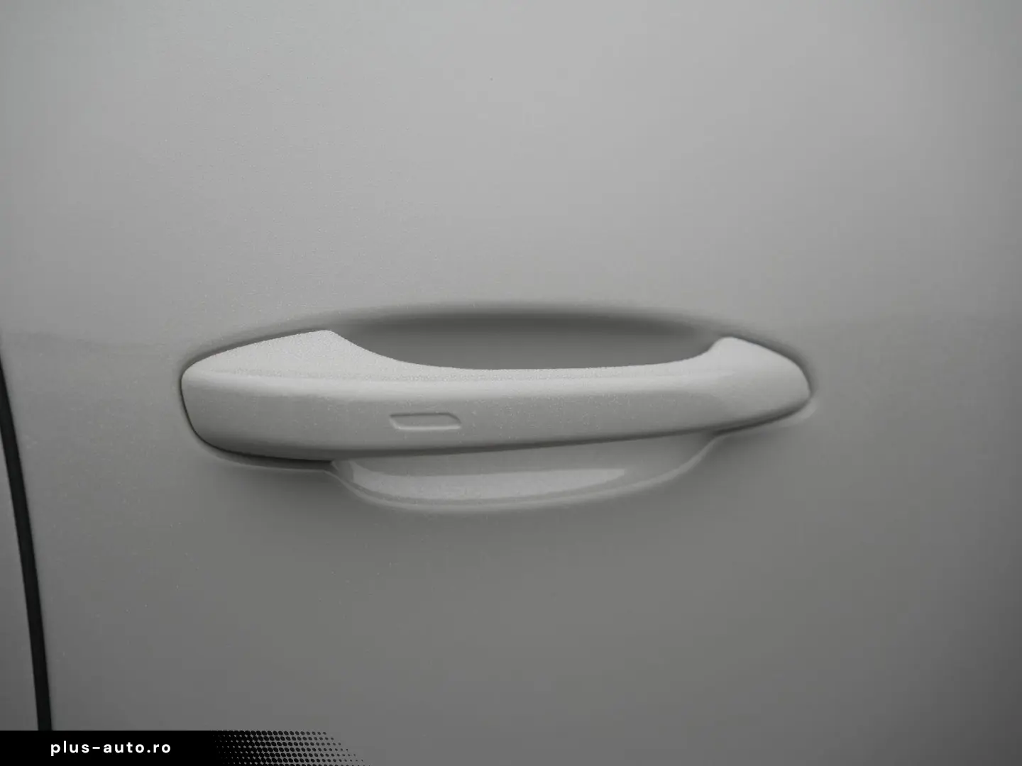 PORSCHE E-Hybrid Coupé SPORTDESIGN-PAKET-INNO-BOSE-22 T